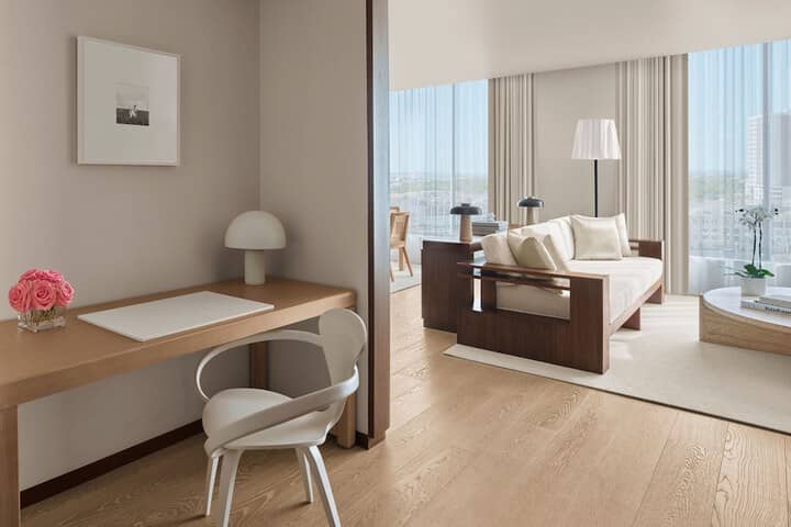 Room 21 of 87