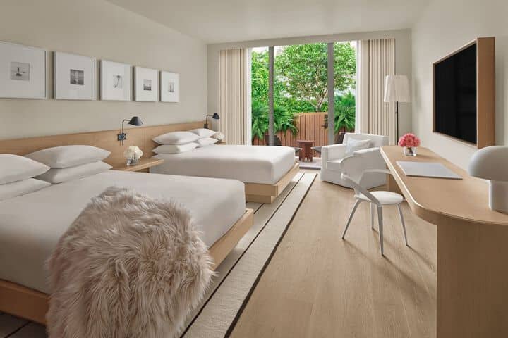 Room 14 of 87