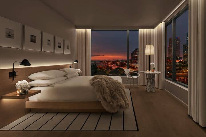 Room 12 of 87